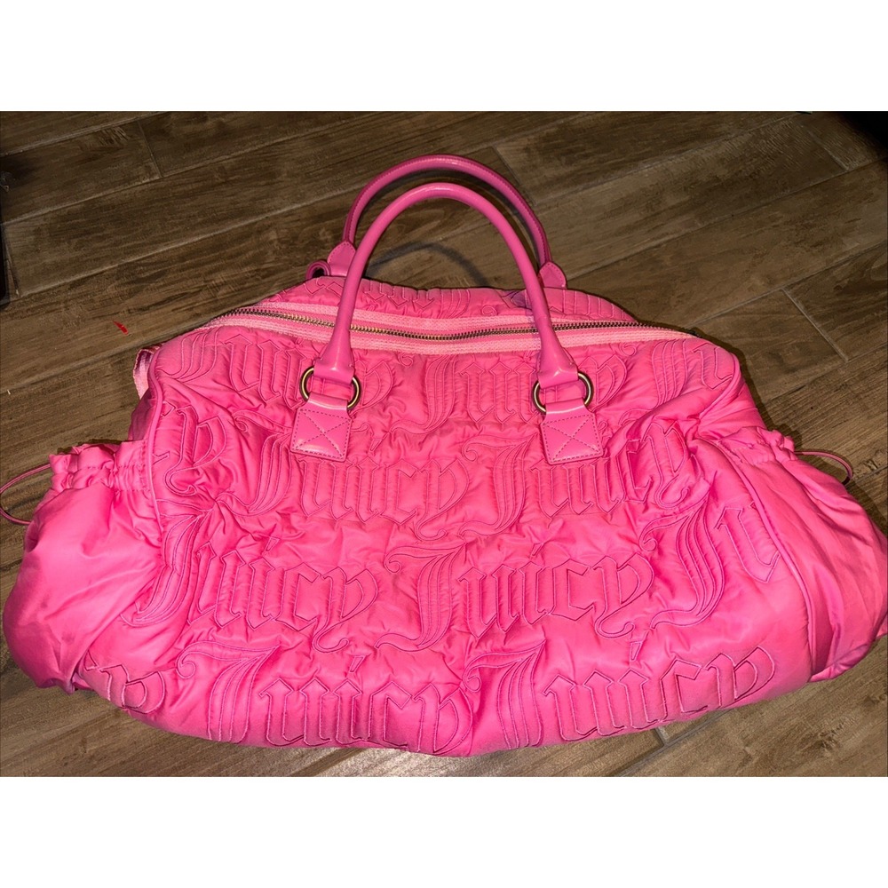 Juicy Couture Pink Duffle Tote Bag Purse Vintage Gothic Logo Daydreamer Y2k - Picture 1 of 10